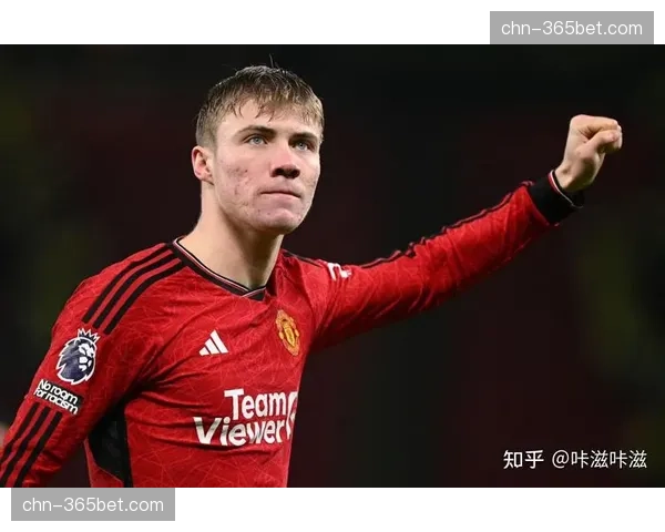 滕哈格专访：谈曼联赛季目标与加纳乔的成长