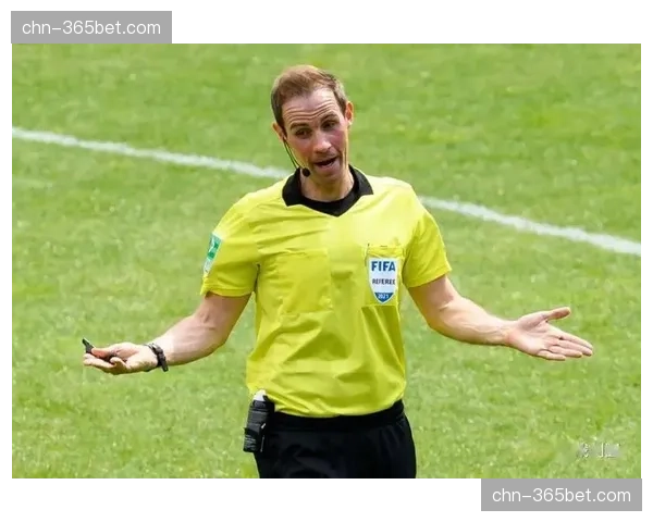 国家德比裁判安排公布：经验丰富的希尔-曼萨诺将执法焦点战